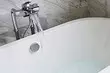 Kā notīrīt guļamistabu vannas istabā: noņemšanas un profilakses metodes