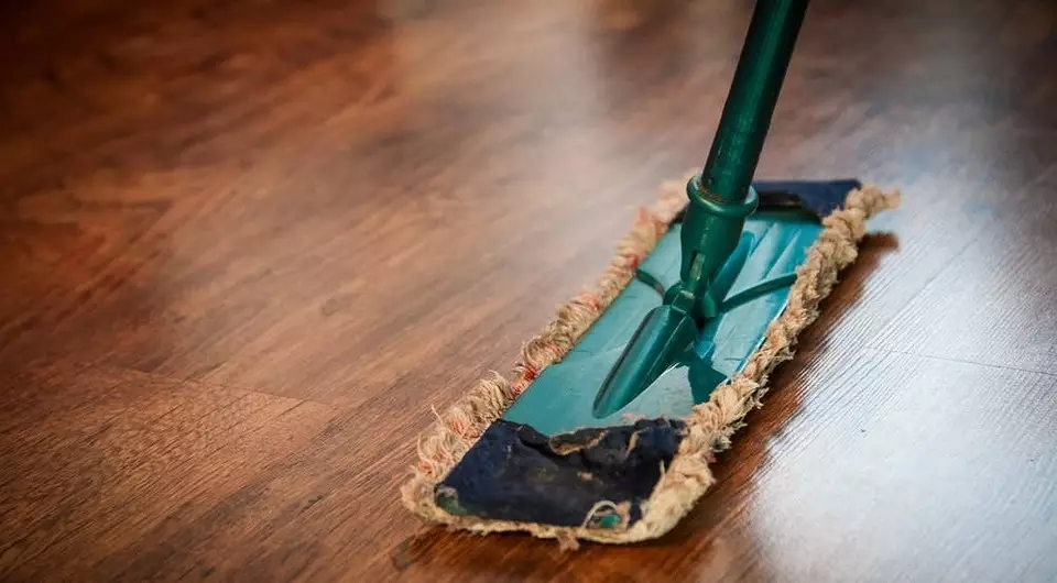 5 felaktiga regler av renlighet i huset som du lärde dig från barndomen 3501_2