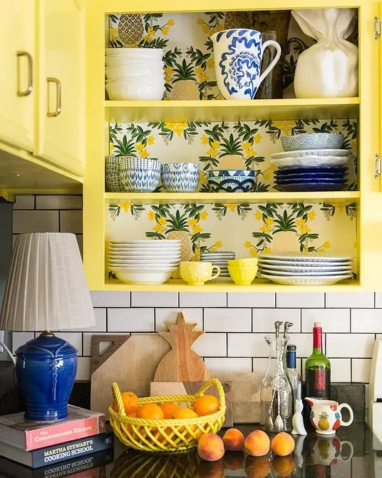 Մենք նկարում ենք դեղին խոհանոցի ինտերիեր. Լավագույն գույնի համադրություններ եւ 84 լուսանկար 3585_42
