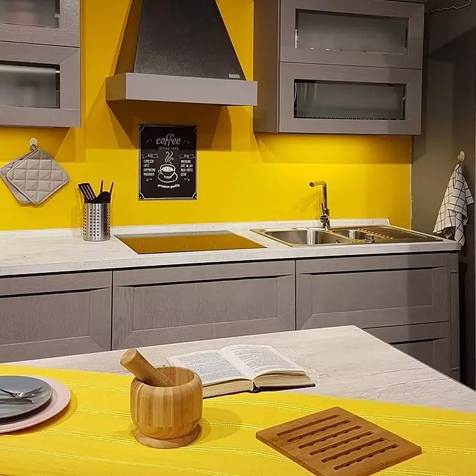 Elaboramos un interior de cociña amarela: mellores combinacións de cores e 84 fotos 3585_60