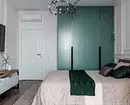 Kahden makuuhuoneen huoneisto Krasnodarissa lämpimissä väreissä 3816_24