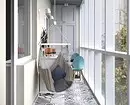 Cum se creează o terasă de vară pe un balcon oraș: 7 idei frumoase și practice 3869_22