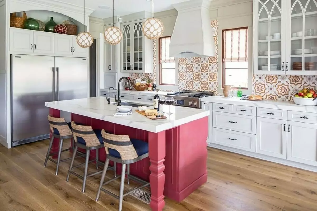 Come emettere un design di cucina bianca rossa: suggerimenti correnti e antiprodifici 3877_19