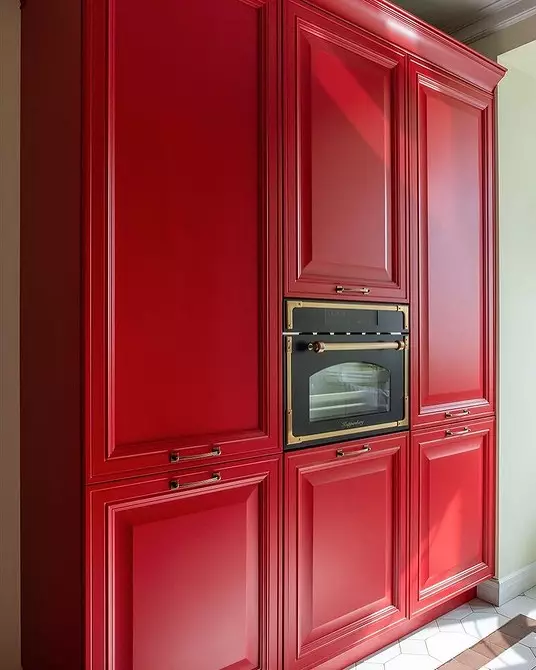 Cómo emitir un diseño de cocina blanca roja: consejos y antiprodios actuales 3877_32