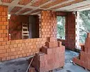 Δημιουργία σπιτιού από κοίλα τούβλα: Χαρακτηριστικά, πλεονεκτήματα και μειονεκτήματα 3928_9