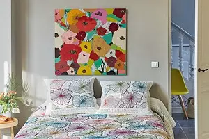 Sa diwa ng Hippie: 16 bagay para sa housekeeping na may floral pattern at mga form 3979_1