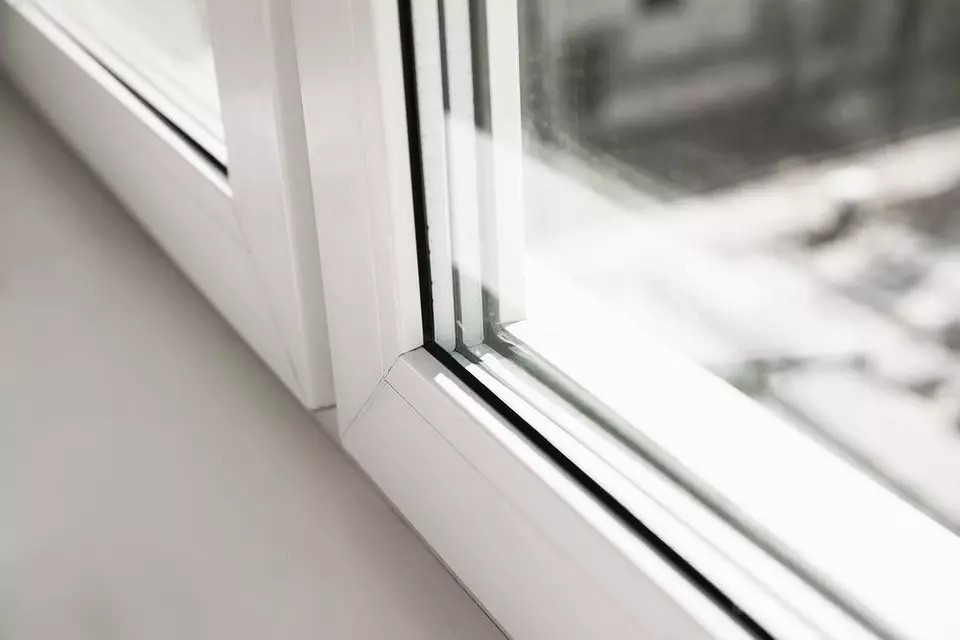 Aké okná vyberte pre vidiecky dom: Definujte 5 dôležitých parametrov 3992_8