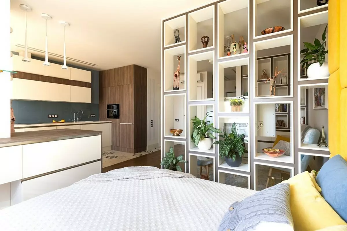 Apartma 44 m² M. m, v katerem so našli prostor za dnevno sobo, spalnice in dve garderobi 4030_32