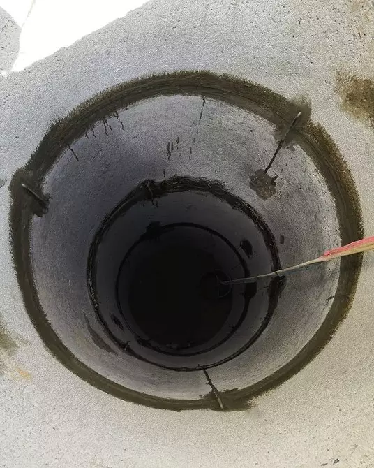 如何清洁井在达雅地区：手动和自动清洁说明 4060_18