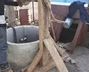 Cómo limpiar el pozo en el Dacha: Instrucciones para la limpieza manual y automatizada 4060_9