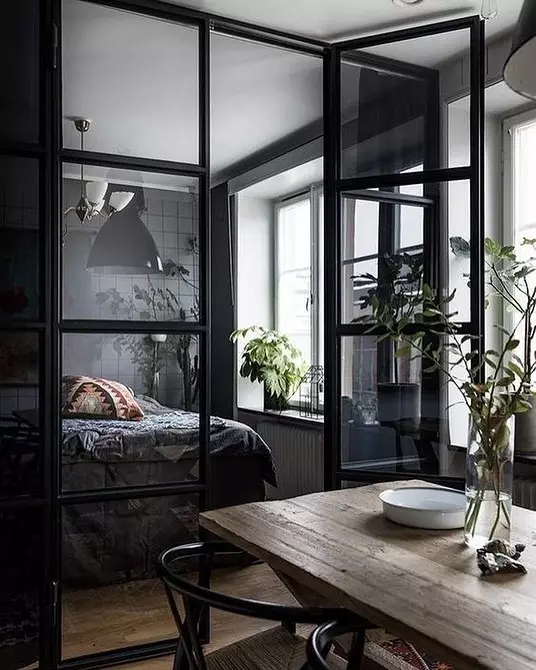 Glamor, minimalisme utawa boho: 5 gagasan kanggo desain loft atypical 4289_35