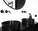 De la finisarea la selecția de accesorii: Secretele de design în baie în culoarea neagră 4303_139