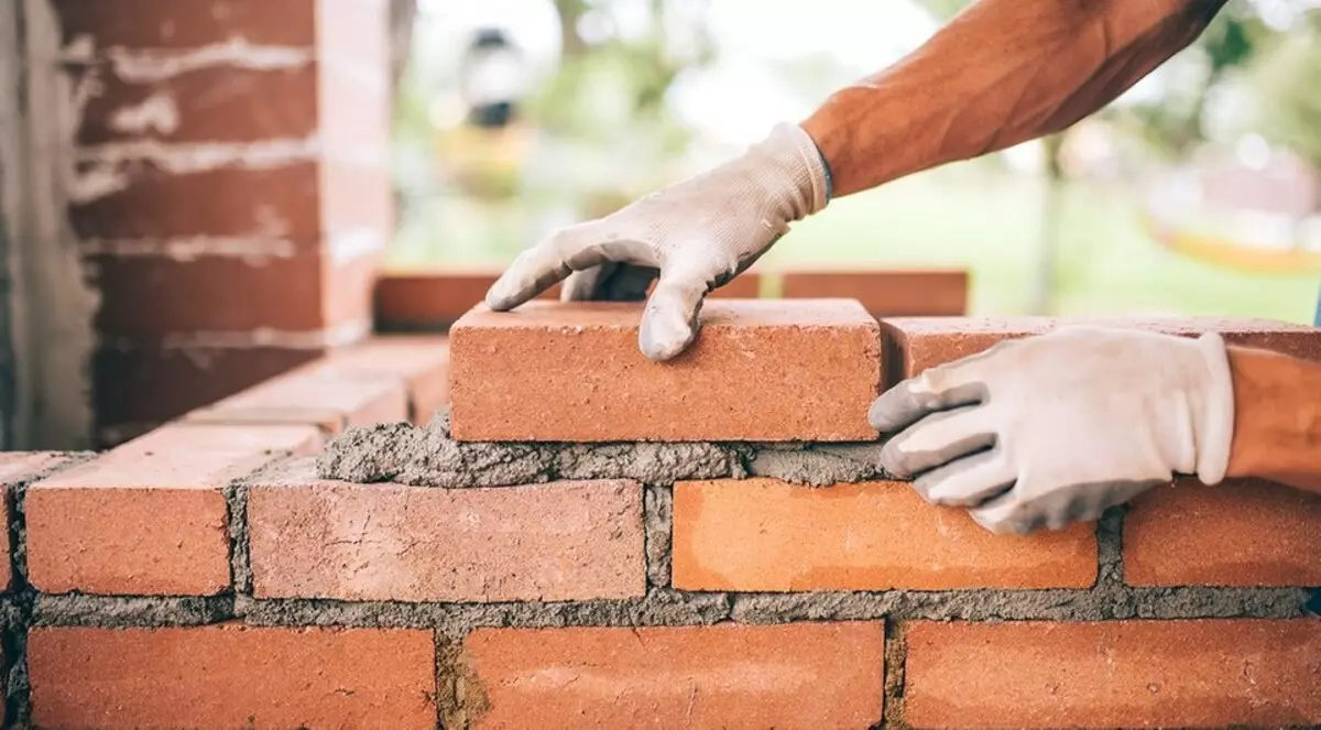 Hur man förbereder en lösning för Masonry Brick: proportioner och rätt teknik