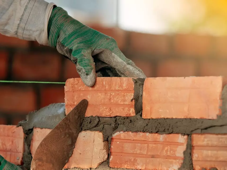 How to prepare a solution for masonry brick: proportions and proper technology 4312_7