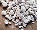 Quelle est la différence entre la perlite de vermiculite (et pourquoi elles sont utilisées différemment) 43358_3