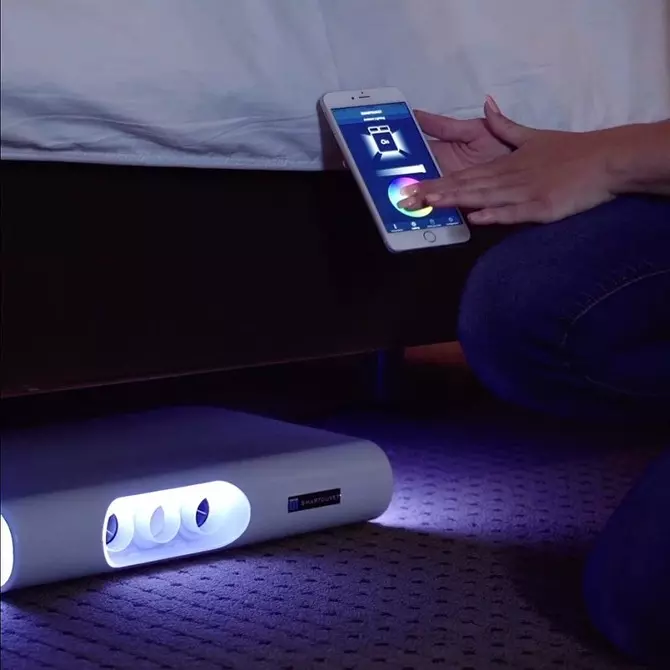 Si për të bërë një dhomë gjumi Smarter: 5 Gadgets të dobishme për gjumë të rehatshme 4379_5