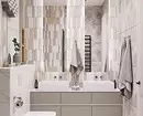 Kombinationen af ​​fliser i badeværelset: hvordan man kombinerer forskellige farver og fakturaer til et harmonisk interiør 4512_157