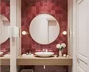Kombinationen af ​​fliser i badeværelset: hvordan man kombinerer forskellige farver og fakturaer til et harmonisk interiør 4512_7