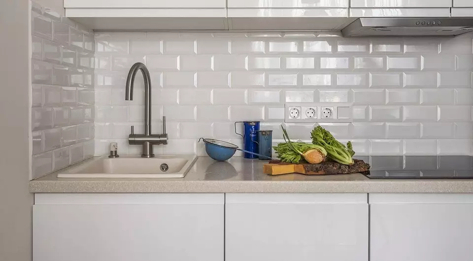 როგორ მოვძებნოთ უფასო სივრცე სამზარეულო, თუ თქვენ გაქვთ პატარა სამზარეულო: 5 გადაწყვეტილებები
