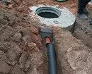 Kako naredite kanalizacijo v državi: pravilno shemo in montažno delo 4526_13