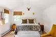 Dizajn spavaće sobe u seoskoj kući: izvršite elegantan interijer bez budžeta