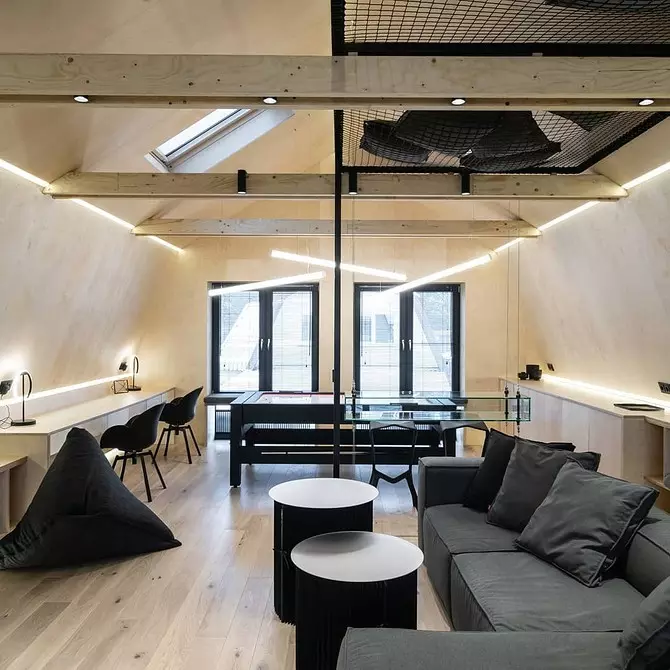 Ideas reales del diseño interior del segundo piso de una casa de campo privada: lo mejor de ivd.ru 4605_60