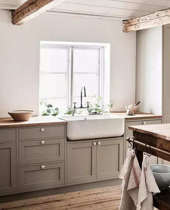 Nakreslíme interiér šedé kuchyně: jak oživit prostor a učinit to zlomyslný (82 fotografií) 4611_149