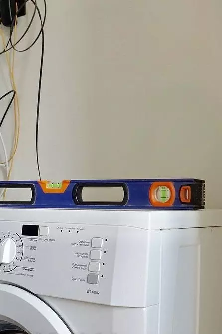 Nginstall mesin cuci: Pandhuan rinci kanggo sing pengin nindakake kabeh kanthi tangan dhewe 4629_30