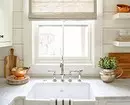廚房裡的美麗窗口裝飾：考慮循環和室內風格的類型 4732_4