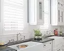 Прыгожае афармленне акна на кухні: ўлічваем тып праёму і стыль інтэр'еру 4732_43