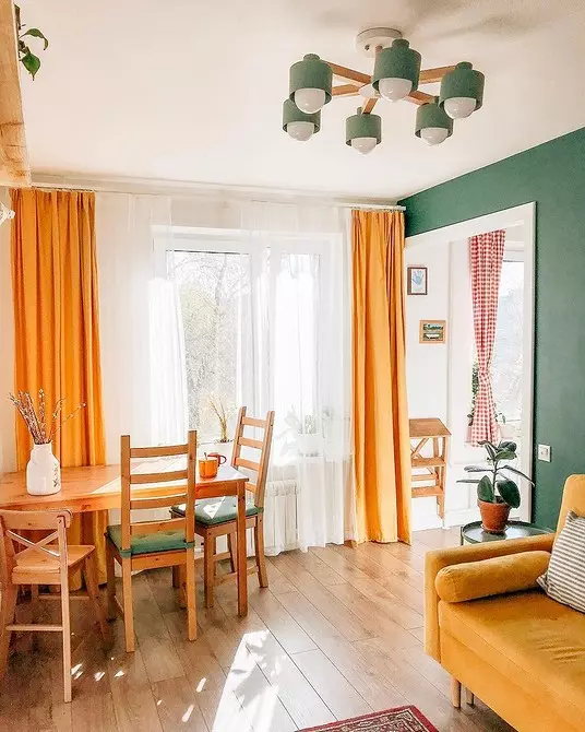Kombiniertes Wohnzimmer in Khruschtschow: So arrangieren Sie den Raum richtig und schön 4738_56