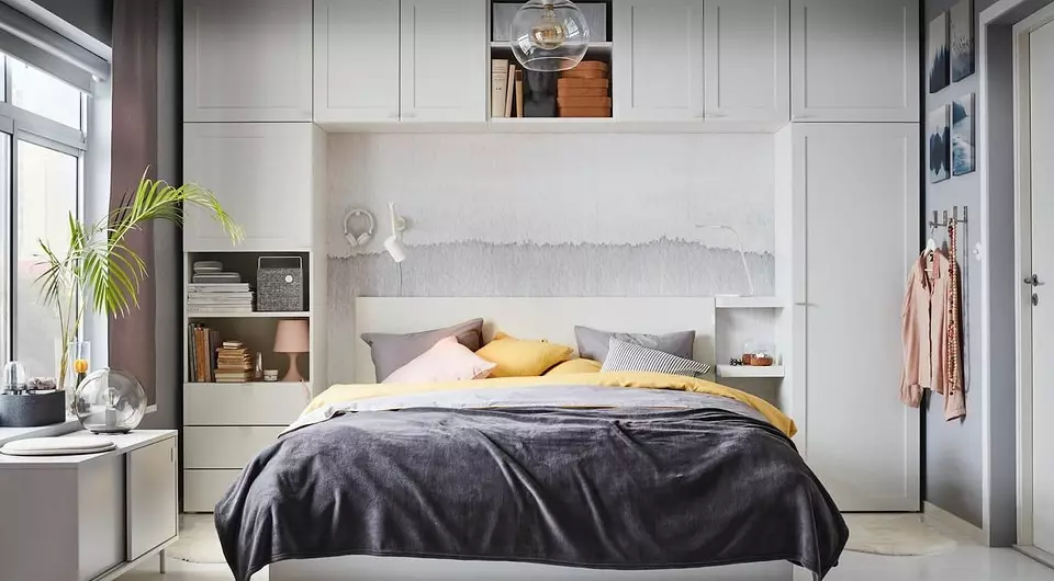 بستر، اسٹوریج سسٹم اور سجاوٹ: IKEA کے ساتھ بیڈروم کے داخلہ کو رجسٹر کریں