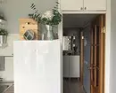 Πού να βάλετε το ψυγείο: 6 κατάλληλες θέσεις στο διαμέρισμα (όχι μόνο μια κουζίνα) 480_18