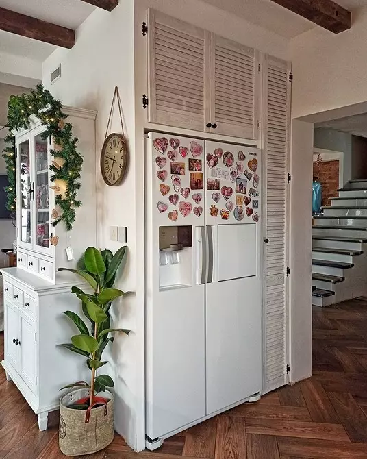 Kur ievietot ledusskapi: 6 Piemērotas vietas dzīvoklī (ne tikai virtuve) 480_40