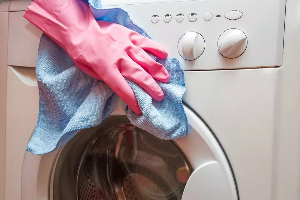 6 կոպիտ սխալ, լվացքի մեքենայի օգտագործման մեջ, որը փչացնում է ձեր սարքավորումները 4920_5