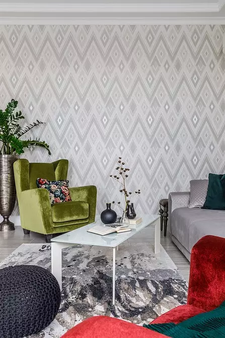 Casa espaçosa com decoração luxuosa para a família jovem com bebê e quatro gatos 4927_32