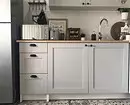Kitchens fan IKEA: Echte foto's yn it ynterieur en 5 stilen wêryn se perfekt passe sille 4971_26