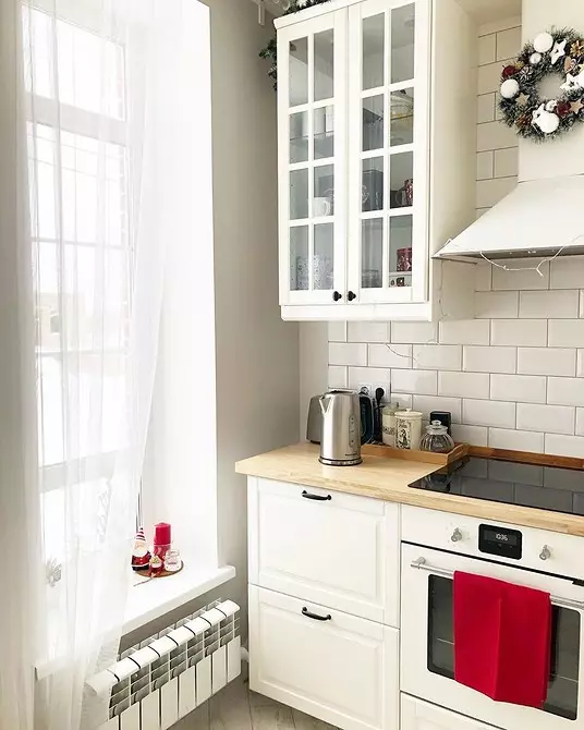 Kitchens kubva ku IKEA: Mufananidzo chaiwo mune zvemukati uye mashanu masitai mazviri anokwana zvakakwana 4971_51