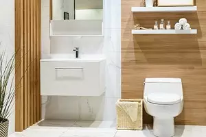 Pag-install ng PVC Panels sa banyo: Mga tip para sa pagpili at mga tagubilin sa pag-install 5084_1