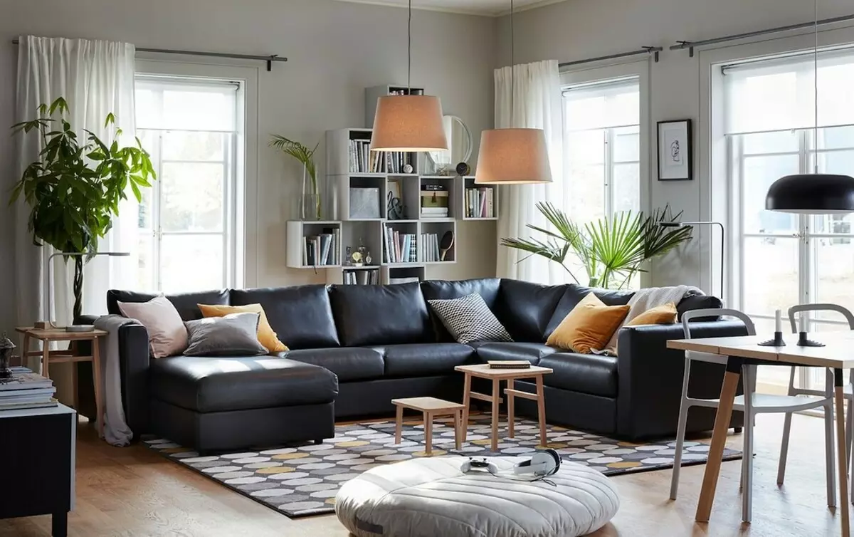 Fra valg af møbler til belysning: Gør det indre af stuen ved hjælp af IKEA 5104_112