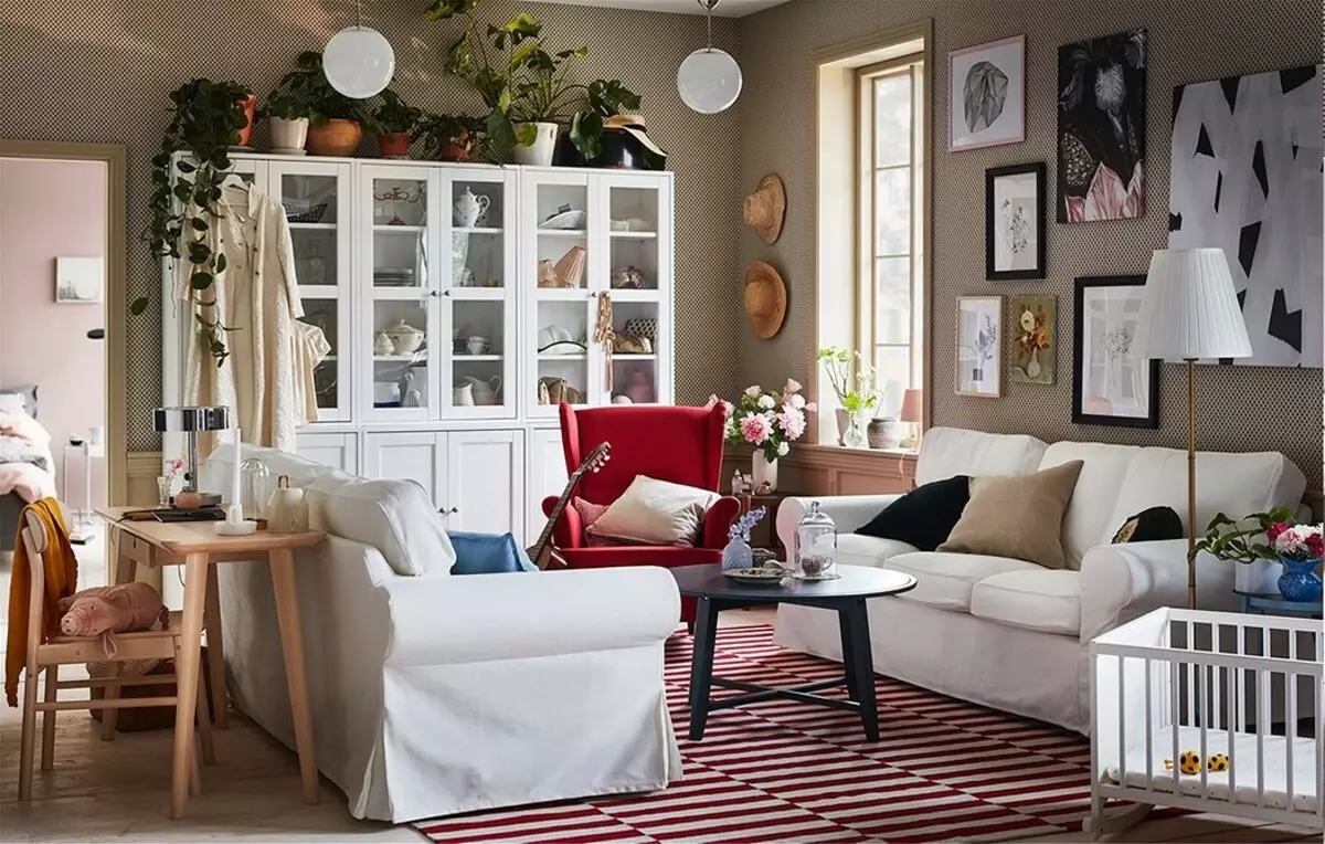 No mēbeļu izvēles uz apgaismojumu: Izveidojiet dzīvojamās istabas interjeru, izmantojot IKEA 5104_113