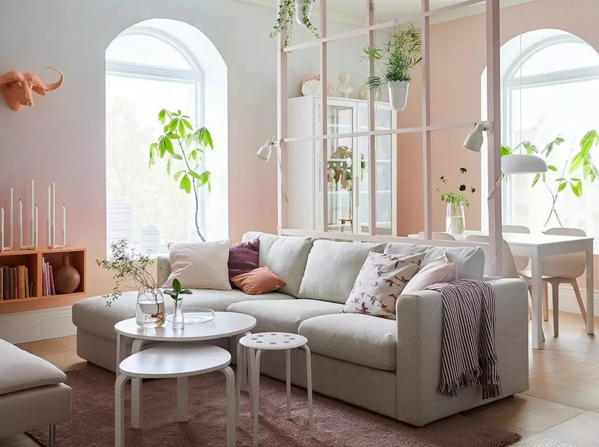 No mēbeļu izvēles uz apgaismojumu: Izveidojiet dzīvojamās istabas interjeru, izmantojot IKEA 5104_117