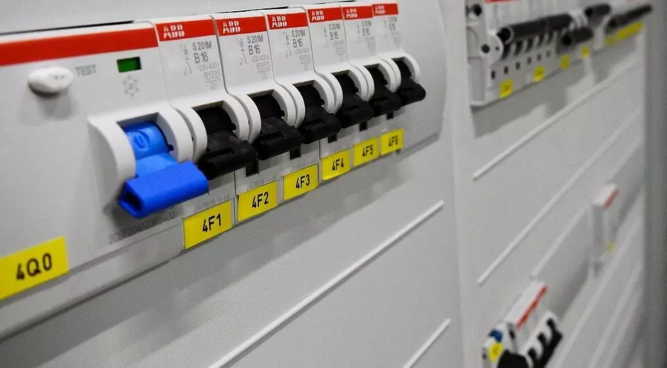 Diňe kyn hakda: elektriklerde UDO näme? 5279_14