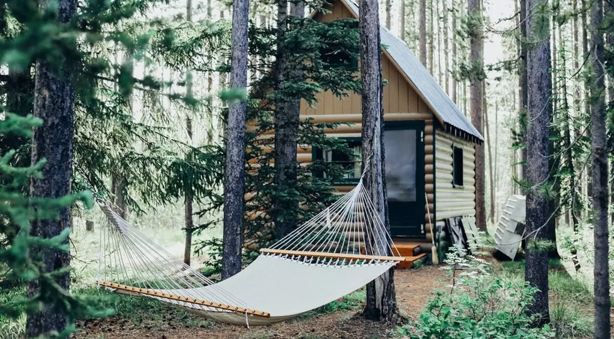 Hoe kinne jo in hammock meitsje mei jo eigen hannen: 5 stijlvolle opsjes