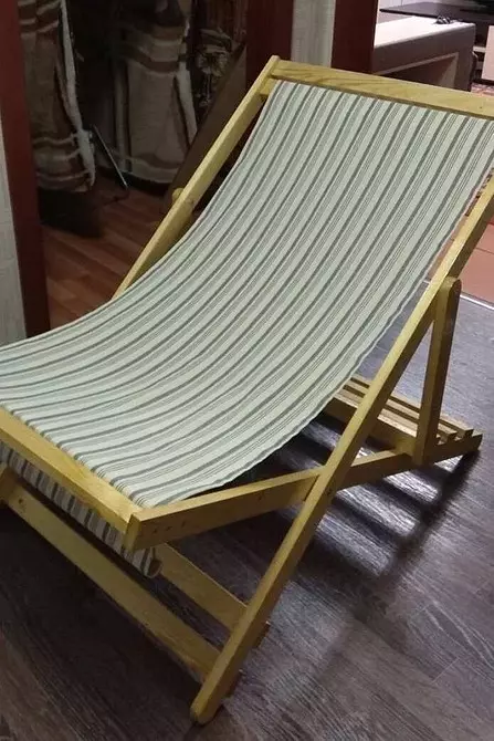 How to make a wooden chaise lounge with your own hands: Instructions for folding and monolithic model 5444_15
