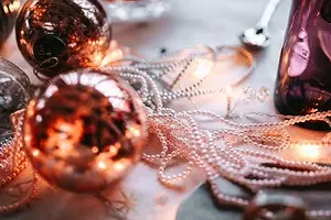 Partit STAR: 14 articles de la decoració de l'Any Nou que decorarà les vostres vacances 5471_1