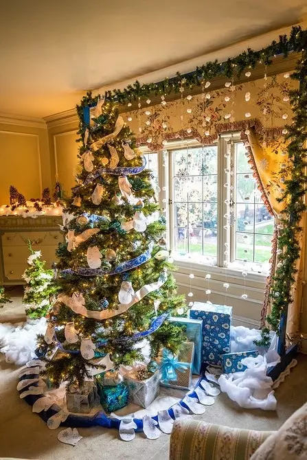 5 Gagasan kanggo Wit Natal dekorasi ing gaya interior sing populer 5483_10