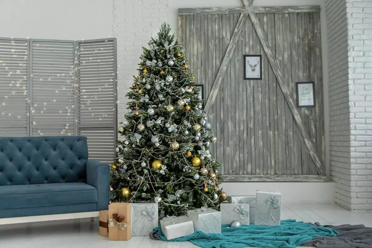 5 Gagasan kanggo Wit Natal dekorasi ing gaya interior sing populer 5483_33