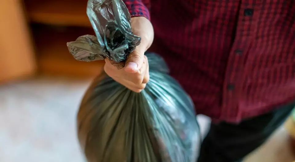 Kaj, če najemniki pustijo smeti na pristanku in v vhodu