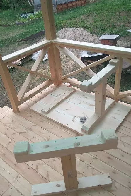 Tworzymy stół w altanie z drzewa: krok po kroku instrukcje 5489_18